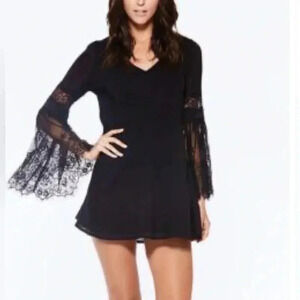 L Space 100% Cotton Burning Sun Tunic In Black Swimwear Size M Gauzy Beachy EUC!